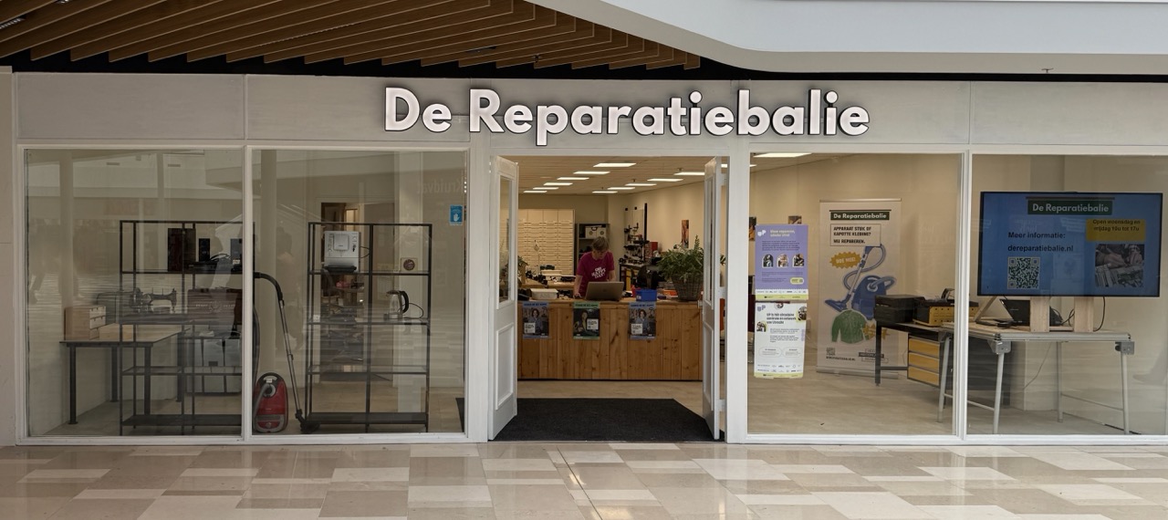 De deur staat open De deur staat open