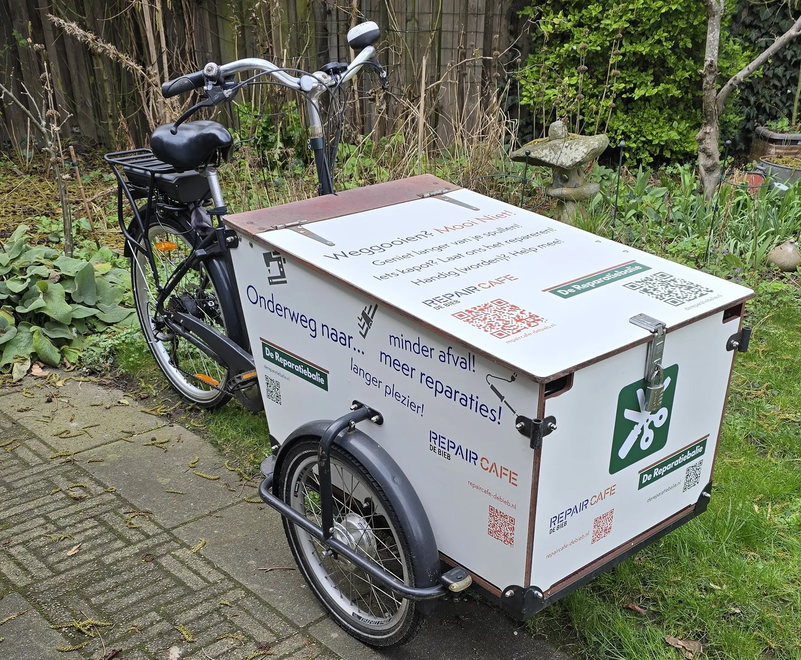 Nieuwe service: ophalen en brengen reparaties met de bakfiets!